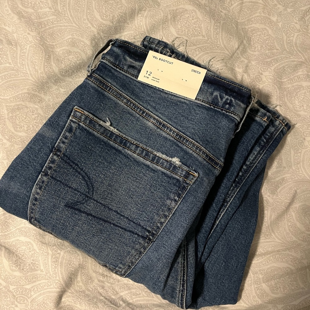 American Eagle 90s bootcut jeans